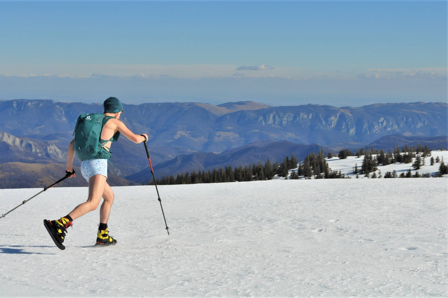 Do You Use Poles with Snowblades | Skiboards | Snowblades? - snowfeet*